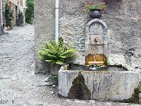 Fontaines, sources et lavoirs  A Colmars-les-Alpes (Alpes de Haute Provence)