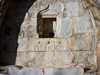 Fontaines, sources et lavoirs  A Sisteron quartier de la Baume (Alpes de Haute Provence)