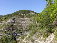 Gorges de la Méouge - Tour Pierre Grosse  Autre vue sur le sentier ...