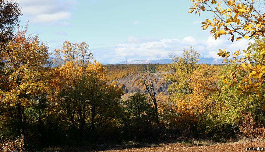 marquise-paysage-02web.jpg - Sisteron Chemin de la Marquise - Vue vers le Nord et le plateau de Soleillet
