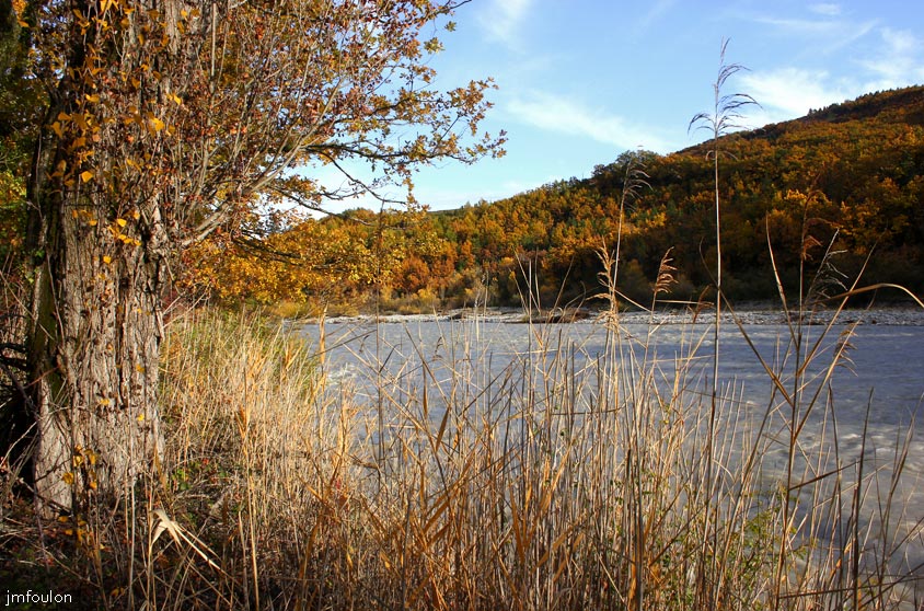rive-jabron-17web.jpg - Rive gauche du Jabron à Castel-Bevons