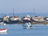 camaret-003  Camaret-sur-Mer - Le cimetière de bateaux