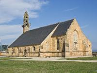 camaret-011  Camaret-sur-Mer - Notre Dame de Rocamadour. Construite en pierre jaune de Logonna, la chapelle actuelle a été édifiée de 1610 à 1683