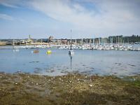camaret-033  Camaret-sur-Mer - Les ports de pêche au fond à droite et de plaisance. Au loin ND de Rocamadour et la Tour Vauban