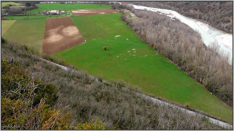 collet-21web.jpg - Vue sur le Buech depuis le Collet (de plus près)