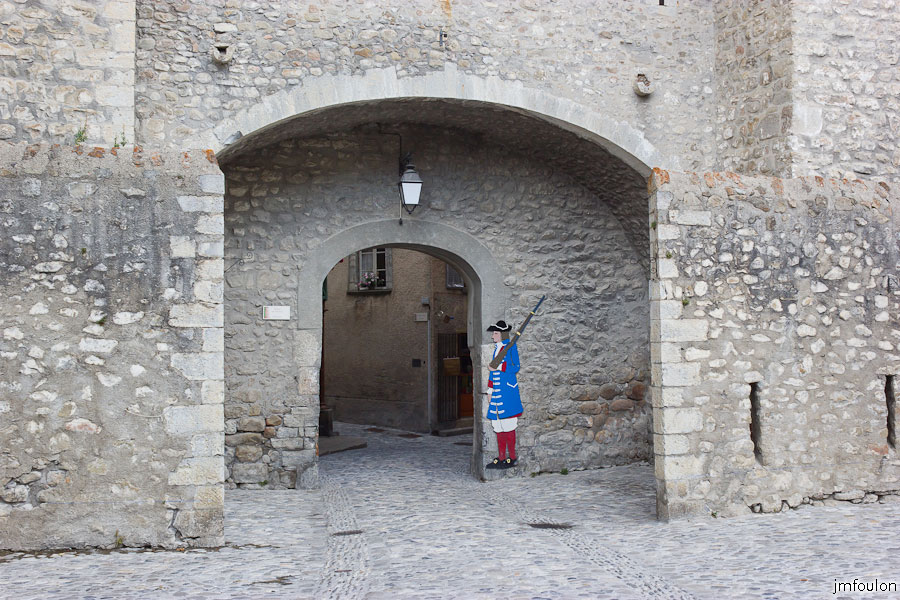 colmars-015.jpg - Colmars-les-Alpes - Porte de France - Intérieur de la première enceinte.