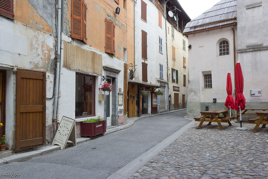 colmars-025.jpg - Colmars-les-Alpes - Place Saint Jean.