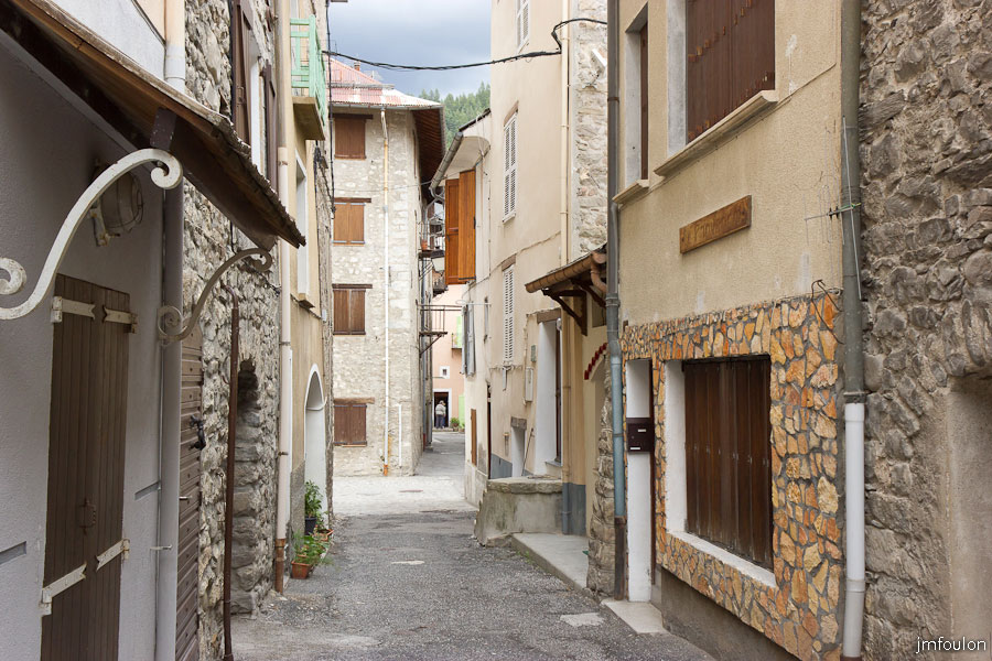 colmars-100.jpg - Colmars-les-Alpes - Rue du Milieu.