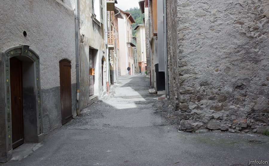 colmars-109.jpg - Colmars-les-Alpes - La vue depuis l'Atelier des Remparts.