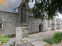 Confort-Meilars  Façade Est de l'église Notre Dame de Confort