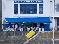 Douarnenez  Bar-restaurant de la Rade sur le port de Rosmeur