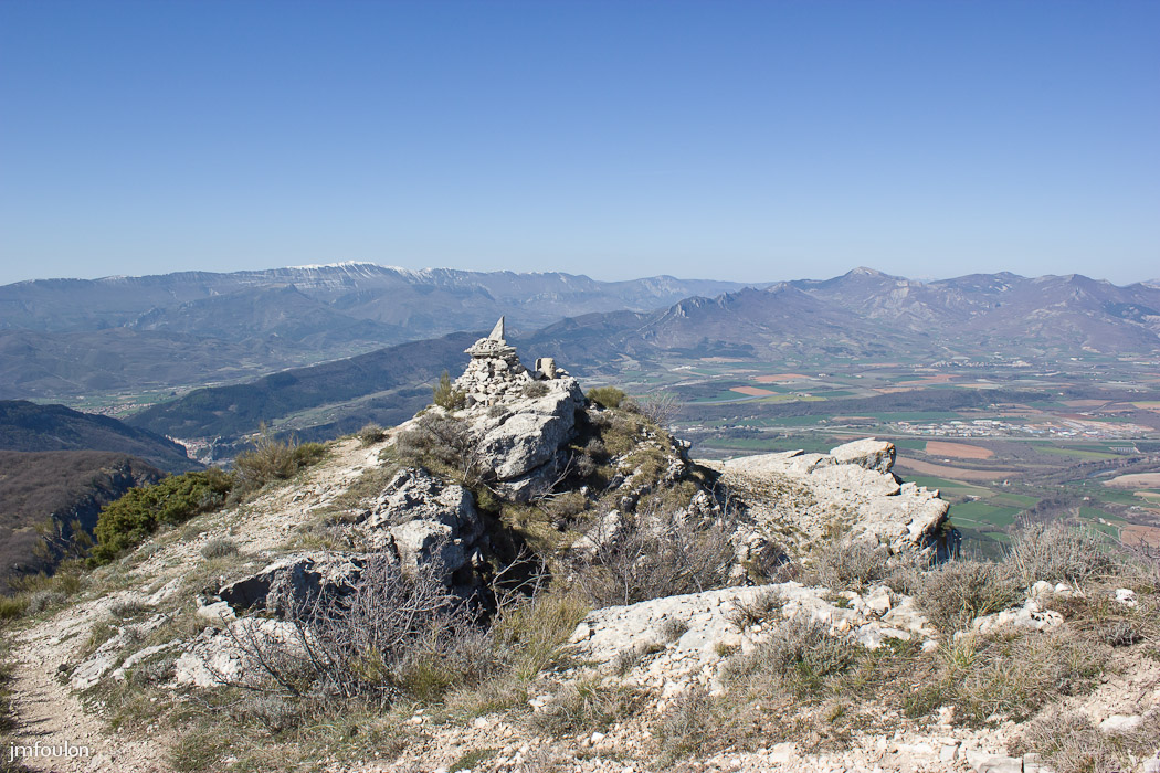 gache-035.jpg - Nous voici au sommet plein Ouest