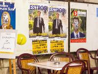 Gap  Sur le mur de la mairie. Téléthon et Elections !