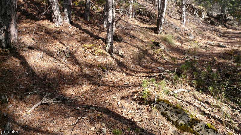 aqueduc-sagnieres-16web.jpg - Autre vue sur le sentier