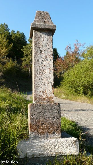 clamensane-oratoire-10web.jpg - Celui-ci porte la date de 1876