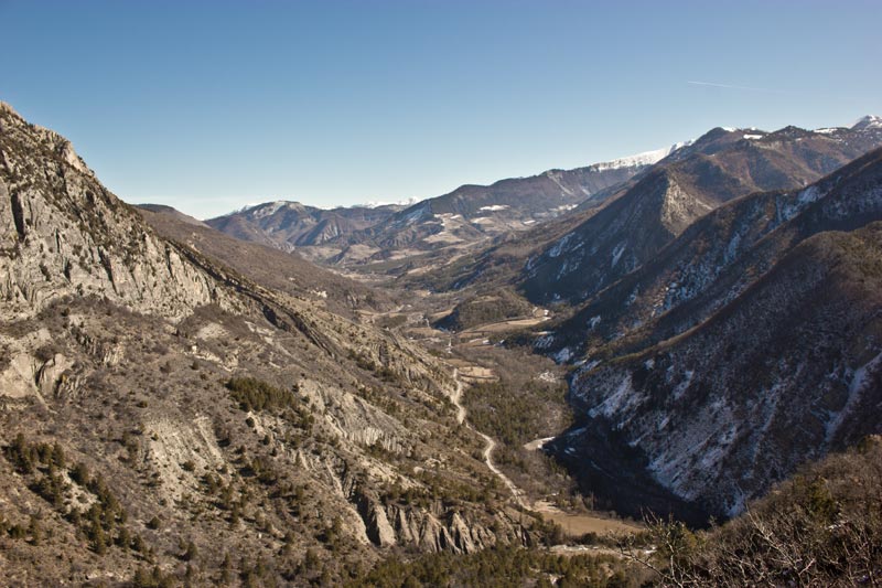 st-amand-21web.jpg - Vue sur la vallée du Sasse vers l'Est