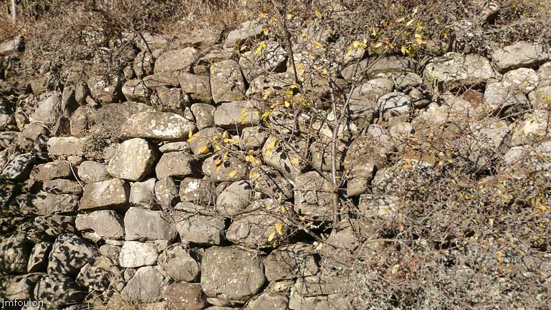 clamensane-vx-28web.jpg - Mur de soutènement au Sud