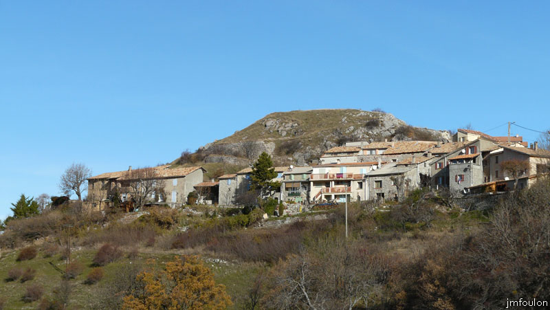 valavoire-05web.jpg - Il ne comprend que deux rues et un petite traverse