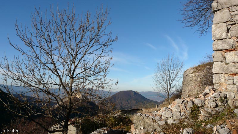 valavoire-32web.jpg - Autre vue vers le Sud/Ouest