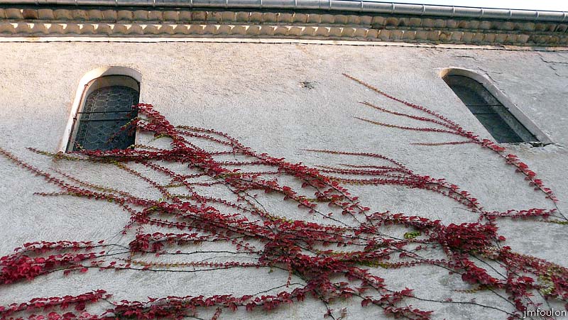 vaumeilh-81web.jpg - Eglise Saint Marcellin d'Embrun - Détail de la façade Ouest
