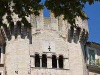 Manosque - Vieille ville  Partie haute de la porte Saunerie au Sud de Manosque( fin  XIVeme). La ville comptait quatre portes au moyen-âge. Il en reste deux. Celle-ci et la porte Soubeyran au Nord de la ville