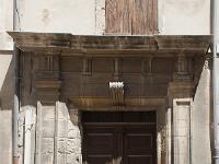 Manosque - Vieille ville  Belle porte monumentale