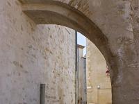 Manosque - Vieille ville  Vestiges d'un édifice religieux