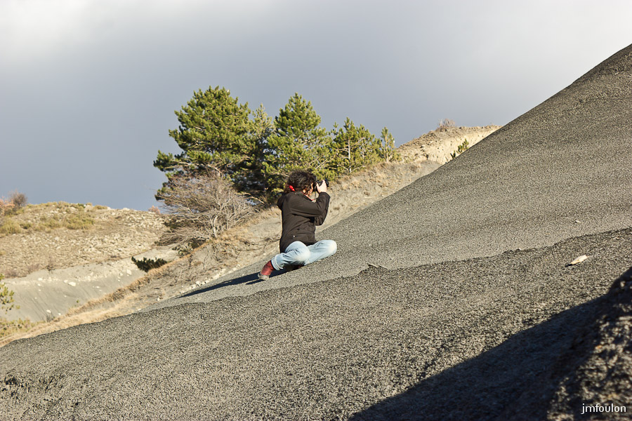 emma-007.jpg - Emmanuelle en pleine concentration photographique ! ...