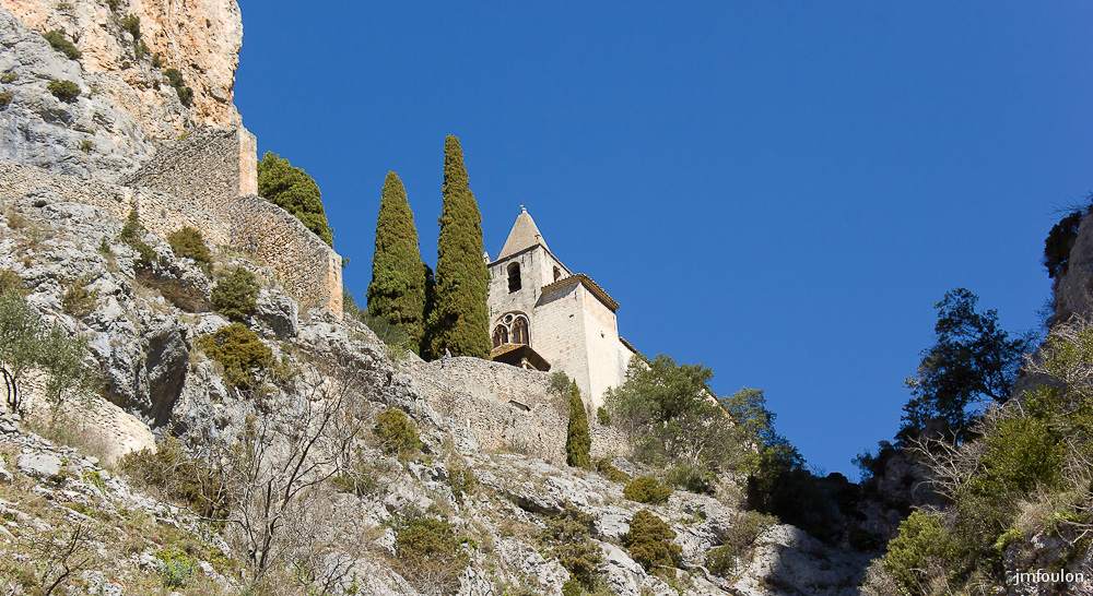 nd-beauvoir-008.jpg - Voici notre but ! La majestueuse chapelle Notre Dame de Beauvoir