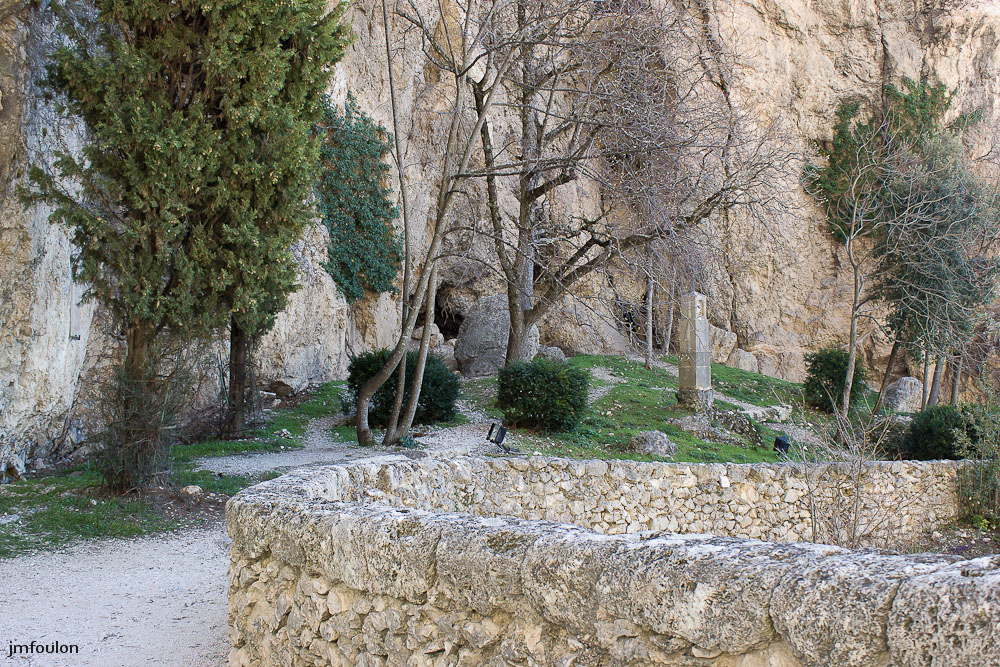 nd-beauvoir-011.jpg - Vue vers le Sud depuis le pont