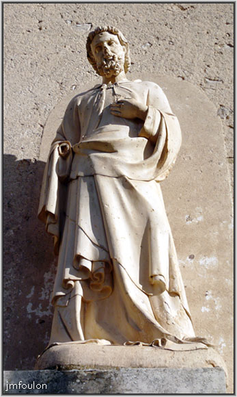 nd-des-ange-13web.jpg - La statue située à droite de l'entrée ...