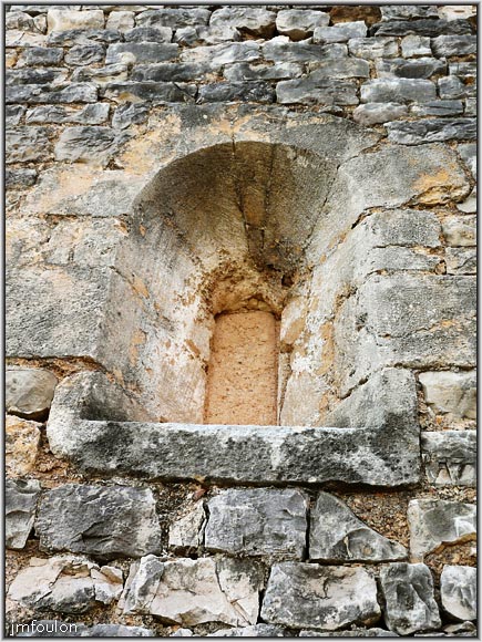 nd-des-ange-27web.jpg - Petite ouverture condamnée sur le pignon Est ...