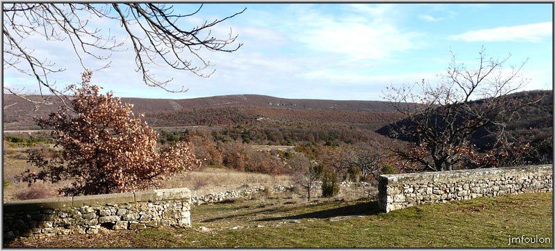 nd-des-ange-28web.jpg - Vue vers le sud-est depuis l' esplanade ...