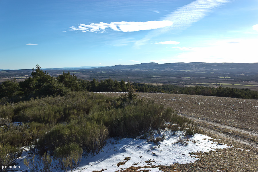 paysage-ferrassiere-2.jpg - Vue vers l'Est depuis le belvédère de Ferrassières sur la route du Col de l'Homme Mort