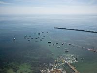 Pointe de Penmarc'h  Vue sur le port de Saint Pierre depuis le sommet du phare d'Eckmühl