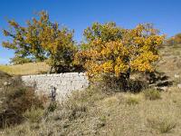 Pont barrage  Pont barrage dans la colline