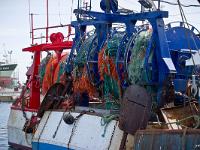 Port de pêche du Guilvinec  Arrière d'un bateau de pêche - Les filets