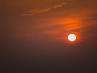 Crozon - Pointe de Dinan au couchant  Zoom sur le soleil couchant depuis la pointe de Dinan