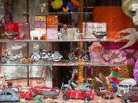 Quimper  Vitrine dans le vieux Quimper