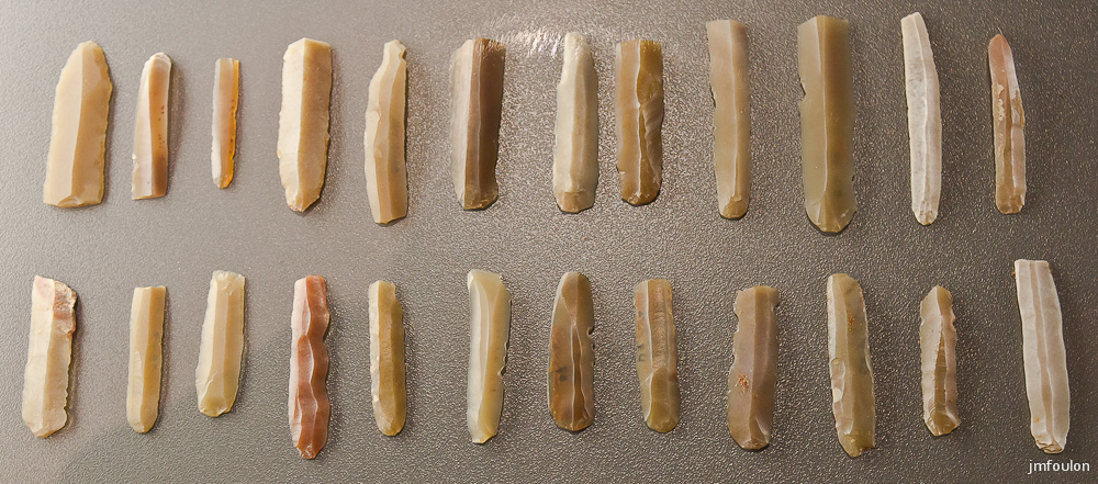 musee-047-2.jpg - Divers outils en pierre