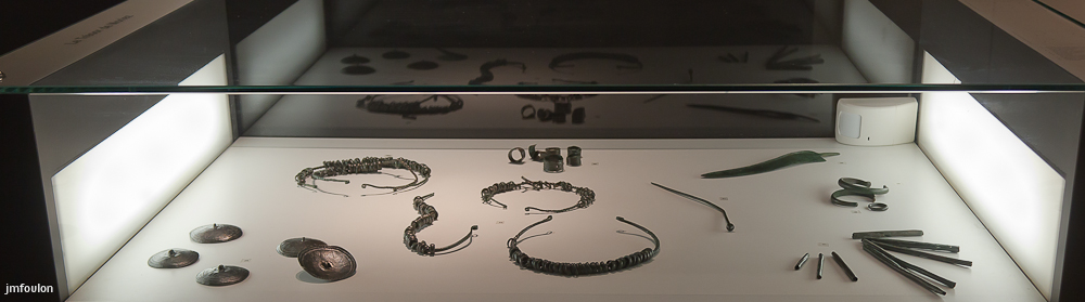 musee-063-2.jpg - Bijoux et parures de l'âge du Bronze