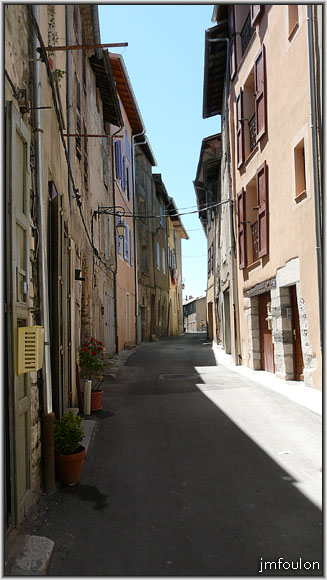 tallard-89web.jpg - Rue du Mazel - Celle-ci rejoint la Placette vue précedemment