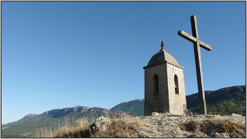 eglise-28web.jpg - Autre vue sur la croix et le clocher
