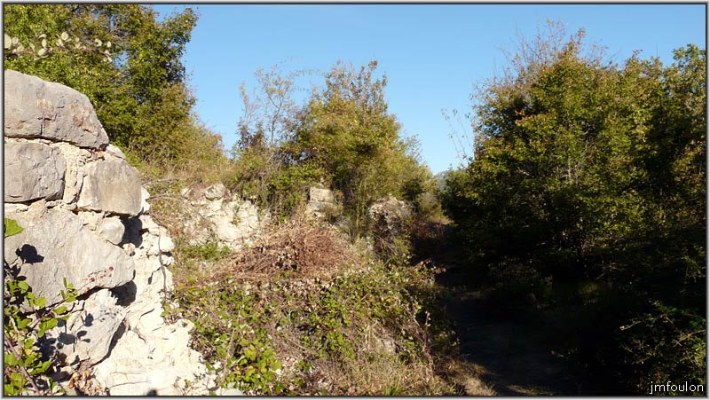 vx-village-16web.jpg - Entrons dans ce qui fût une ruelle