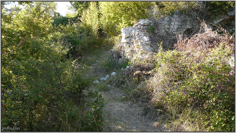 vx-village-22web.jpg - Continuons dans cette ruelle vers l'ouest