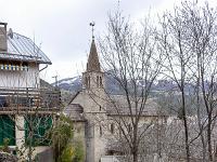Jausiers  L'église en redescendant du rocher du Chastel