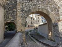 La Bastide des Jourdans  Le canal de l'Eze qui traverse le village 2/2 ...