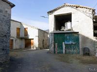 Lachau  Une ferme au coeur du village