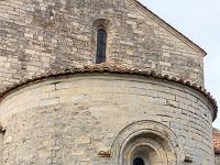 ND de Calma  L'abside en cul de four et son fenestron très travaillé