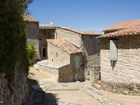 lacoste-080-2  Lacoste - Dans le bas du village au Nord